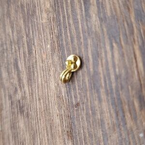 P115 delicate trio charm ✨️